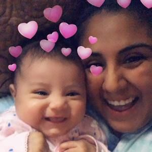 Meet your Posher, Carolina